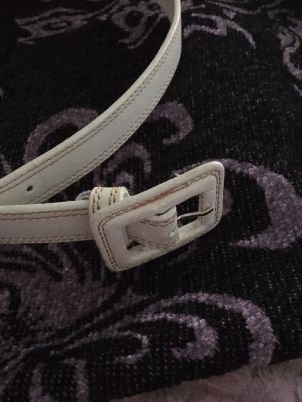 Chinese Laundry White Women's Leather Belt with Square Buckle - Picture 2 of 11